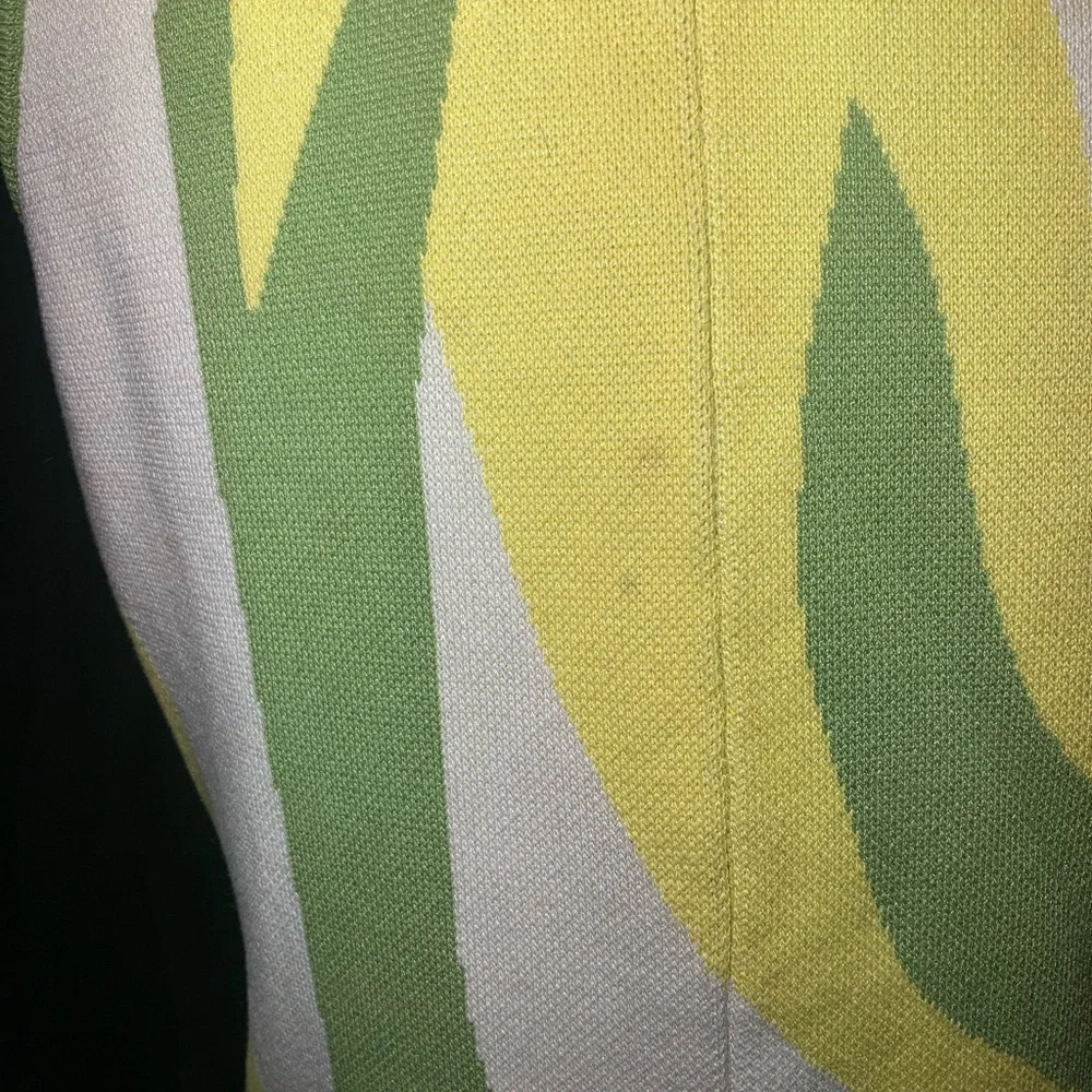 Knit Mod Romper - Picture 7 of 9